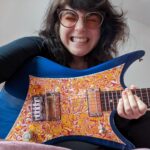 Lisa LeBlanc Instagram - 2022, t'étais WILD. Entre le release de Chiac Disco, Bouilli le homard, le retour des shows (après 3 ans de break!) les nouvelles rencontres pi de retrouver la route, ça été une année pas pire magique. Merci de me suivre dans toute ces aventures, bonne année pi on se revoit en 2023!
