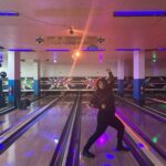 Lisa LeBlanc Instagram - Une tite partie de quilles avec @mformontreal avant de prendre la route pour St-Jérôme, Longueuil et Ottawa, see you soon! 🎳💫