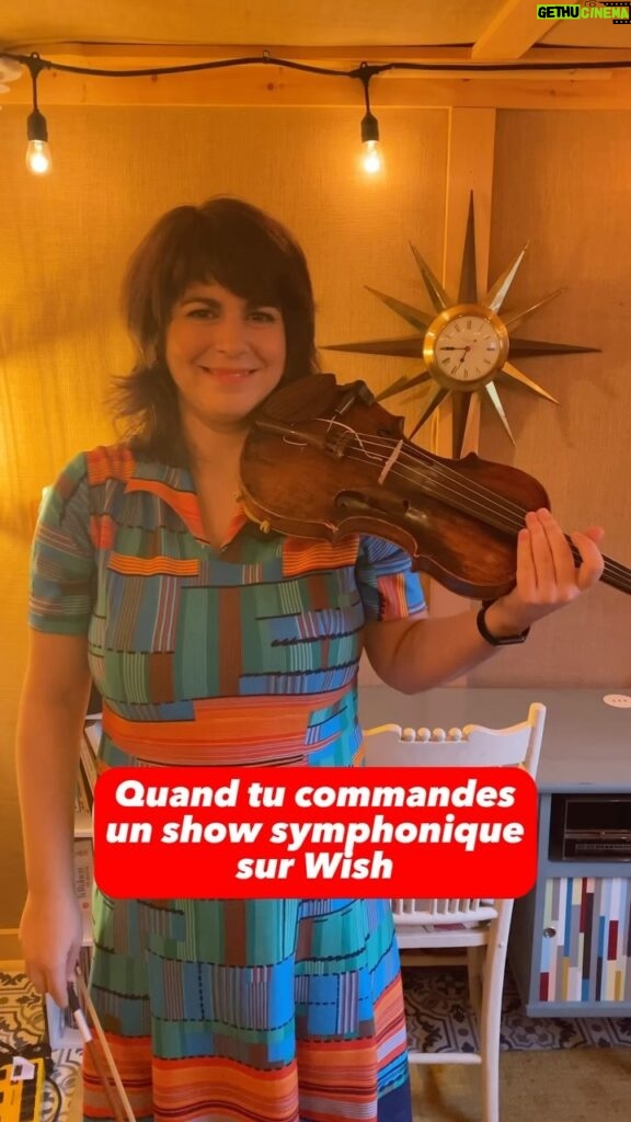 Lisa LeBlanc Instagram - Quand tu commandes un billet de show symphonique sur Wish. #virtuose #perfectpitch #practicepracticepractice #symphonie #violinGod