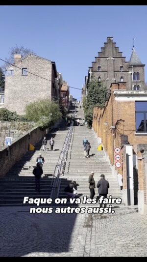 Lisa LeBlanc Instagram - Chiac Tours: Liège. Quand tu te dis que monter 374 steps ça va être une belle activité. Btw, on revient en Europe au mois de juillet et on va jouer aux Francofolies de Spa, à Cartagène en Espagne, Le Val-D’Ajol pi à Plouha en France! 
#liege #belgique #chiac #acadie #chuessouflé #eurotrip #bedbugs #backpacking