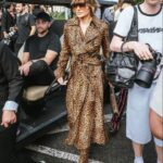 Lisa Rinna Instagram - Movin and groovin at @michaelkors #NYFW 🐆🤎 Brooklyn, New York