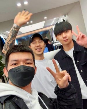 Liu Yu Kai Instagram - 我今天要跟歐巴合體了
有跟過我們直播都知道超嗨的
他們真的會被我笑瘋啦 😂😂
這次我們又會蹦出什麼火花呢
就在 12/09 晚上 21:00 直播！
請鎖定臉書粉絲團「宥凱Yu Kai」