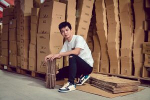 Liu Yu Kai Instagram - 今天生日在忙碌中度過 ~
很開心很謝謝有你們的支持與愛護
祝我生日快樂！我愛你們