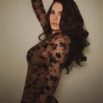Livia Brito Pestana Instagram - 8 MILLONES DE aLIVIAnados🤎🎉 Gracias x todo el apoyo y el amor que me dan siempre, estoy muy feliz de ver que los BRiLLiTOS estamos creciendo, gracias x estar conmigo desde el día 1, los quiero un montón mis BEBÉS DE LUZ ✨🤍🤎🖤