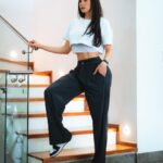 Livia Brito Pestana Instagram - Tu puedes y lo harás🤍 . . . @alo @aloyoga #alo #aloyoga