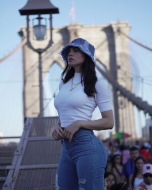 Livia Brito Pestana Instagram - NY ❤️