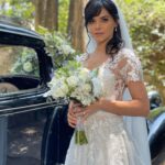 Livia Brito Pestana Instagram - Mis bebés de luz… no saben cómo ame mi vestido de novia. A ver ¿Cuántas veces me he vestido de blanco? 👰🏻‍♀️💕 #liviabrito #lucia #mujerdenadie #vestido #novia #boda
