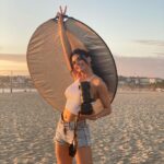 Livia Brito Pestana Instagram - Después de grandes momentos, quedan inolvidables recuerdos. Vive tu vida al máximo siempre bebe 💕😘 #liviabrito #pic #mar #sol #arena