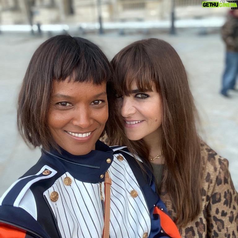 Liya Kebede Instagram - #fringe nation ♥️♥️♥️ @lhd @louisvuitton @nicolasghesquiere