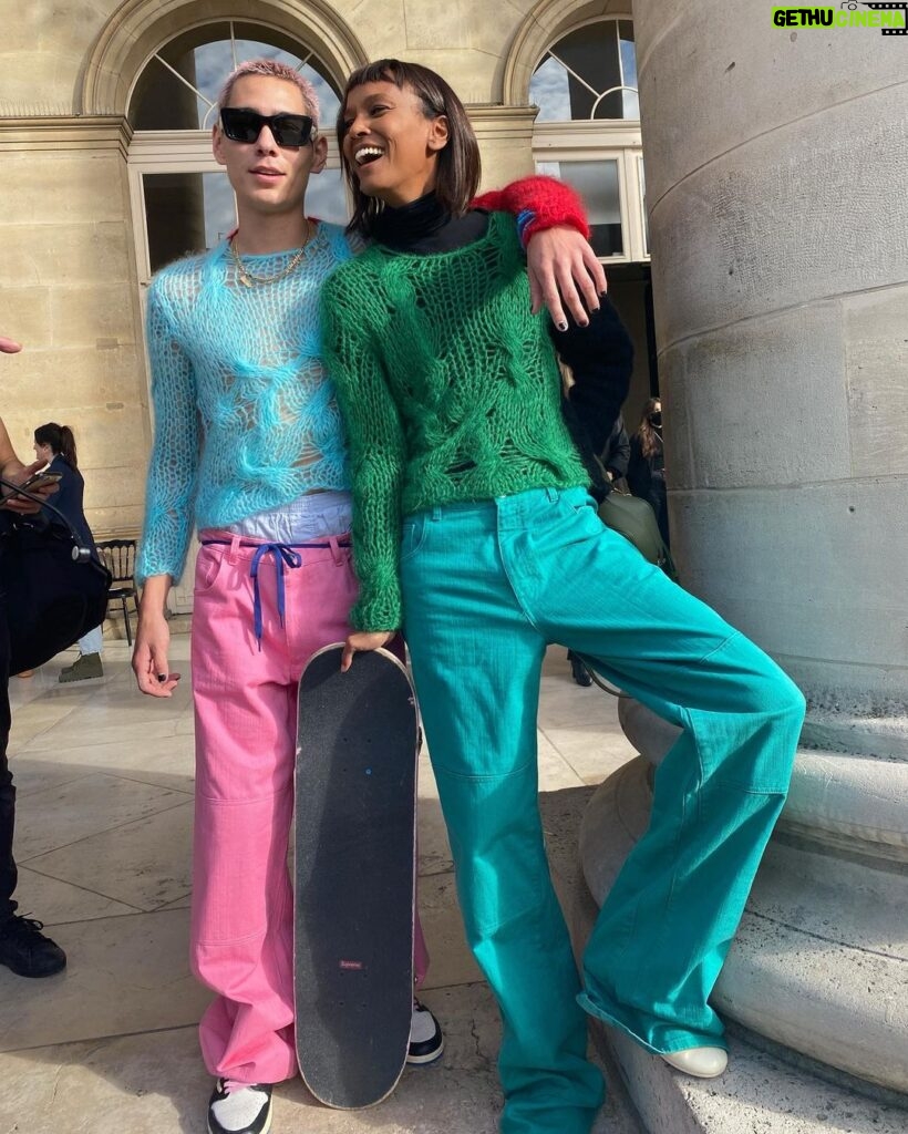 Liya Kebede Instagram - Kids who dress together skate together 💗🛹 @rafsimons @evanmock Paris, France