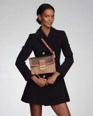 Liya Kebede Instagram - 🖤 @louisvuitton @nicolasghesquiere #stevenmeisel @marieameliesauve @guidopalau @patmcgrathreal @ashleybrokaw