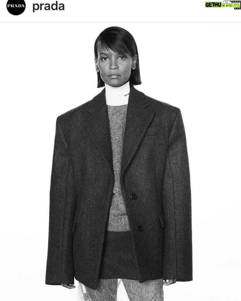 Liya Kebede Instagram - 🖤 @prada @rafsimons @olivier.rizzo @ferdinandoverderi @lucia_pieroni @duffy_duffy @davidsimsofficial