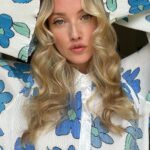 Liz Trinnear Instagram - That ‘70s Wave 🌊 by: @matthewstylist . . (Go to his page for the tutorial)