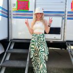 Liz Trinnear Instagram - Emochella! What a rad weekend celebrating @emonitela playing Coachella! The surprise appearance by @3oh3 was epic and one for the books! What a WILD experience, complete with dusty post-chella lungs 😂. Special shoutouts to @partywizard and his dance moves and @jessiereyez who is crushing it and reppin 🇨🇦 so hard on the big stage!