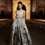 Liza Koshy Instagram - in full bloom in the motherland with @dior Gateway of India, Mumbai