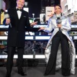 Liza Koshy Instagram - involuntary host hands #rockineve Times Square New York, USA