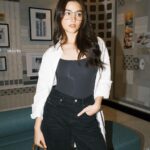 Liza Soberano Instagram - Fun moments in Singapore with @gucci 🧳 1. Lunch at chatterbox - my fave chicken rice in Singapore 2. Madame fan - amazing interior and great Chinese style food 3. Quick store visit at Gucci MBS 4. & 5. Mars: The Red Mirror exhibit at Future World 6. @meetkeso looking very keso-y at Future World 7. Les Amis - 3 star michelin restaurant with amazing food and even better service!!! 8. & 9. @gucci at Paragon shopping center 10. Early morning flight fit complements of Gucci 🖤 #GucciAncora