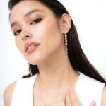 Liza Soberano Instagram - There is no such thing as too much diamonds 💎 Wearing the most elegant pieces from the Tiffany Victoria collection. #TiffanyWonders #TiffanyVictoria @tiffanyandco