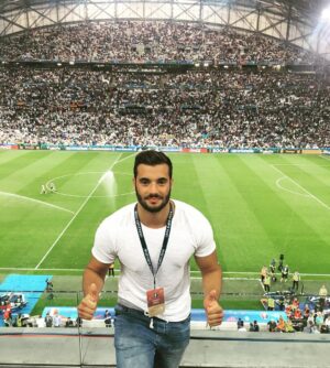 Loïc Fiorelli Instagram - Tous ensemble avec les Bleus pour cette demi-finale! Faites nous rêver! #FRA #EURO2016 🇫🇷