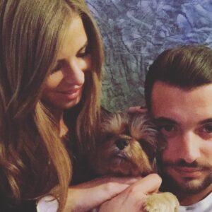 Loïc Fiorelli Instagram - Noël en famille rien de mieux! 😍 ( Non Fausto n'est pas forcé pour la photo.. 😂 )