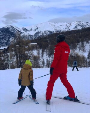 Loïc Fiorelli Instagram - Plus beau métier du monde❄️ #vars #varsfob #job #esf #france #ski