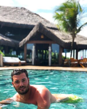 Loïc Fiorelli Instagram - 🥥🍍🌴🇧🇷
