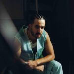 Luís Marvão Instagram - Apresentei o meu EP “Para Sempre” pela primeira vez ao vivo no @clube_b.leza e foi inacreditável! A história em 3 capítulos do meu amor com a @mafalda_rodrigues e que qualquer pessoa se pode identificar! 🧡 O primeiro capítulo é o último single a sair e chama-se “Perto de Mim” (sai a 10 de Novembro) e simboliza a primeira fase da paixão, quando conhecemos uma pessoa e queremos passar todos as horas, minutos e segundos juntos. O segundo capítulo é contado com a “Por Ti”, quando passados uns meses juntos, começam as primeiras discussões e aparecem as dúvidas que são dissipadas quando percebes que queres lutar com unhas e dentes pelo Amor que sentes. O terceiro capítulo é com a música “Para Sempre” e com a participação especial da pessoa que foi a inspiração de tudo para celebrar o nosso Amor para sempre! 🫶🏻🫶🏻🫶🏻 Obrigado a toda a gente que esteve presente, que apoiou e me apoia neste sonho! A música só faz sentido quando é ouvida com o coração de outras pessoas e passa a ser delas com as suas interpretações! Isso é riqueza e tenho a sorte de me ouvirem! O B R I G A D O! 🙏🏻 Obrigado @aryrafeiro pelo apoio sempre e por me desafiares e obrigado @adrianodimulo por tocares comigo 💪🏼 👕👖 @duartehajime 😍 🕶️ @andreopticas @companhiasolucoes 📸 @luananovi @iolandadimulo Club B.leza