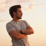 Luís Simões Instagram - Deleitando ... 🌅 🌀 🌊 Ph @jose.frade.photographer #srpingsummer #boy #chill #photography #sunset #goldenhour #contemplation #insight #nature