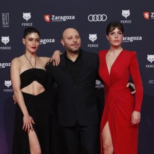 Lucía Martín Abello Instagram - 🐺 Mis Feroces 🐺

@premiosferoz 
#lanoviagitana 
#premiosferoz2023