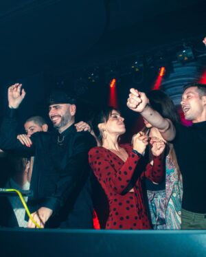 Lucía Martín Abello Instagram - 🌹 @atresplayer 🌹

#laredpurpura 

@samsalguero 
@andresgarlujan 
@fvckksociety