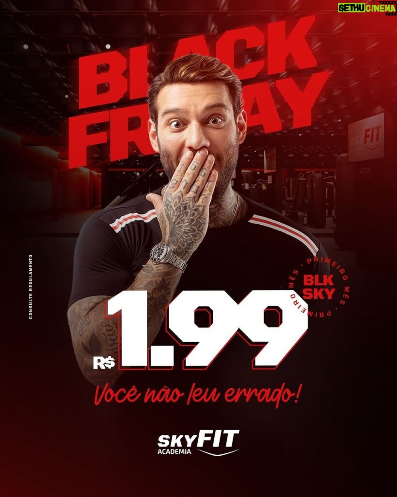 Lucas Lucco Instagram - 🚨 BLACK SKY - LIBERADO! 🚨 Vagas limitadas, então corra para a unidade mais proxima 💪🏽 #blackfriday #gympass #skyfitacademias Skyfit Academias