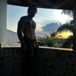 Lucas Lucco Instagram - Goiás 💚 Villa Annapurna
