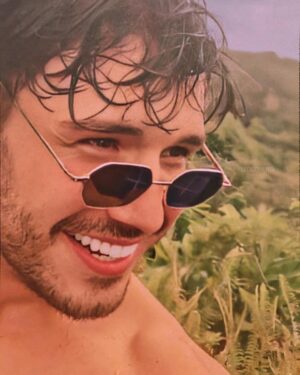 Lucas Viana Instagram - To vivendo... depois vejo se deu certo 😏