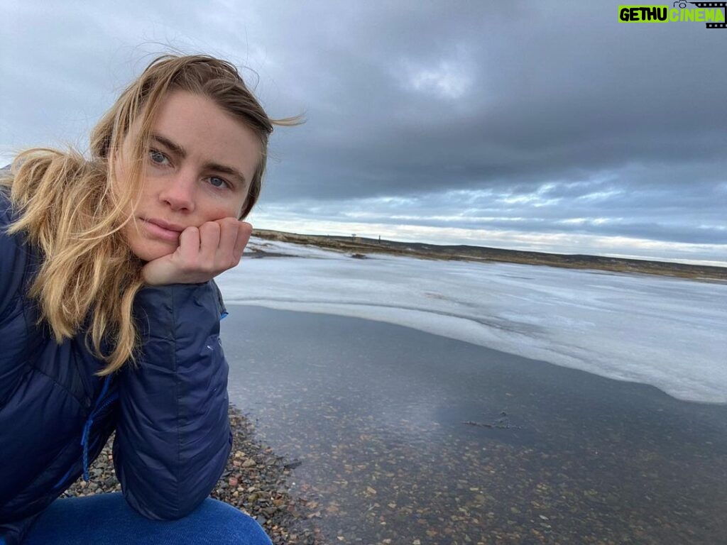 Lucy Fry Instagram - An icey 3-0 ✨ Iceland