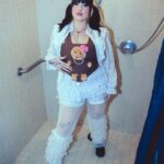 Lucy Loone Instagram - yo i’m grateful for everything. getting my album out and being able to perform it with amazing people for amazing people. thank you to everyone who has shown me support, love, and encouragement. this year will be a year of discipline, creativity, and expansion. love to the looney bin specifically 😘😘 happy new year to everybody may your blessings reach you in abundance 🤍 photos by @zak_watson 🚿 corset by @eddysonline 🧸 jewelry by @elitaemporium 👑 leg warmers by @heavensentandco 🕊
