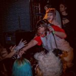 Lucy Loone Instagram - big love 4 chicago ♥️🥤 thank u for the presents 🎁 …. i will see you tonight toronto 💕🐙 (last 2 📷s by @lockotb)