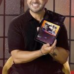 Luis Fonsi Instagram - Fue muy divertido identificar canciones de esa manera. Lo han intentado? 😂 #LuisFonsi #TeamFonsi #LaVozEspaña