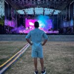 Luis Fonsi Instagram - Preparándome para esta noche. Estoy feliz de cantar aquí en La Gomera por primera vez, gracias por invitarme. Estamos listos para dejarlo todo sobre el escenario 🔥🔥🔥 La Gomera, Islas Canarias