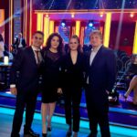 Lukáš Pavlásek Instagram - @stardancecz je smršť zážitků a emocí, které ve vás zůstanou navždycky. Čeho si ale vážím úplně nejvíc je přátelství, které jsem díky Stardance získal. Jsme rádi, že vás máme! 💙 Za oblečení děkuji @konfekce_nonn 🙏🏼