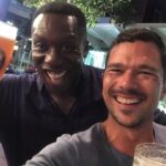 Luke Arnold Instagram - Look who I found on the Gold Coast! All the pirates come to Australia for the summer ☠️ #blacksails #mrscott