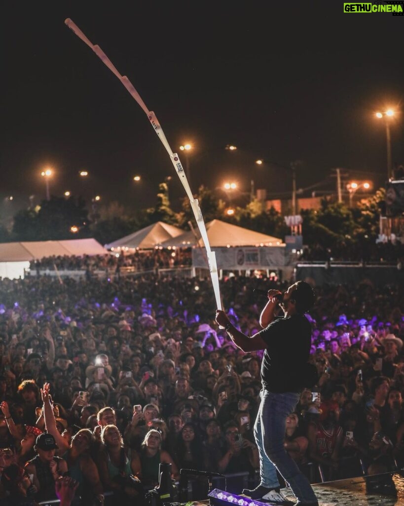 Luke Bryan Instagram - Didn’t want this weekend to end! Thank you @fasterhorsesfestival, @windycitysmokeout, and Hershey! #CountryOnTour