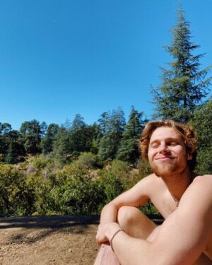 Luke Hemmings Instagram - No beard trimmers were harmed in the making of these photos