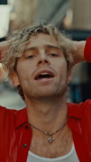 Luke Hemmings Instagram - Starting Line video out now