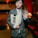 Lynn Lim Instagram - 痛嚟讲呢，根据俄国戏剧理论大师史坦尼斯拉夫斯基的说法。应该系由外到内，再由内去返外的。 #bycolincny2024 香港电影，送你尹天仇 @colinsim 🫶🏼 谢谢你每年让我们玩癫。 #其实我是一个演员 #努力 #奋斗