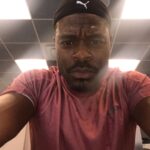 Lyriq Bent Instagram – How are you sweating today?
#workout #cardio #stayfit #brooklyn #nyc #puma Downtown Brooklyn