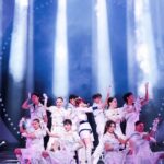 MARiA Instagram - 昨日の夜は Douyin（抖音/ドウイン）の年跨ぎパーティー　#美好惊喜夜# に出演させていただきました☺️🙌 大先輩の蔡国庆さんと、 可愛いA-SOULちゃんと 365个祝福を歌えてとってもハッピーでした✨🫶🏻 31日の夜は二つの番組で歌わせていただくので お楽しみに✨✨✨ 年末は私と一緒に楽しもうっ！ #GARNiDELiA #MARiA #小美 #美依礼芽 #douyin