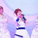 MARiA Instagram - 昨日の夜は Douyin（抖音/ドウイン）の年跨ぎパーティー　#美好惊喜夜# に出演させていただきました☺️🙌 大先輩の蔡国庆さんと、 可愛いA-SOULちゃんと 365个祝福を歌えてとってもハッピーでした✨🫶🏻 31日の夜は二つの番組で歌わせていただくので お楽しみに✨✨✨ 年末は私と一緒に楽しもうっ！ #GARNiDELiA #MARiA #小美 #美依礼芽 #douyin