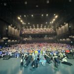MARiA Instagram - 2023年ラストワンマン終了しましたぁぁぁ！！！ くぅぅぅ。どうしよどうしよハッピーが止まらない。 最高に最幸だった、、、 ずっとこの時間が続けばいいのになぁって思いながら歌ってたよー！みんなのキラキラの笑顔が心の底から大好きなんだ。 来年もキラッキラな時間一緒にいっぱい作ろうね❤️✨🫶🏻 あいしてるよーーーー✨ #GARNiDELiA #MARiA #ガルニデss2023