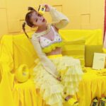 MARiA Instagram - 💛🐥💛🐣💛 #メイリア写真集第4弾特典ブロマイド #MARiA #ガルニデ #メイリア　#めいりあ　#小美 #美依礼芽　#黄メイリア