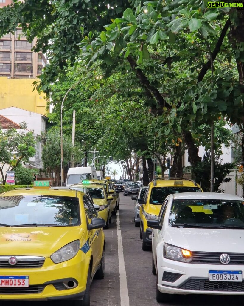 Mónica Jardim Instagram - E o Rio continua lindo 😍 #riodejaneiro 🇧🇷 Rio de Janeiro Brasil